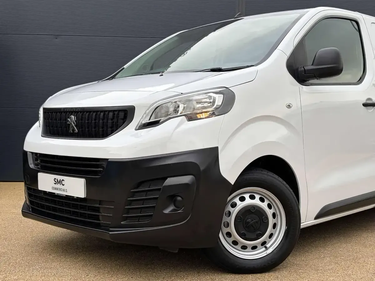Used Peugeot Expert Premium 2022 White Van