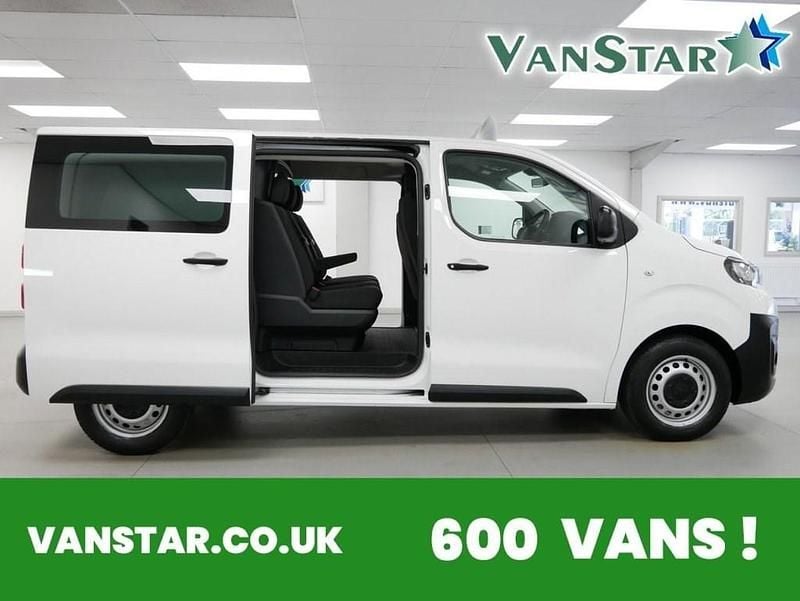 White Used 2021 Peugeot Expert Van | £16,889 - Image 1/4
