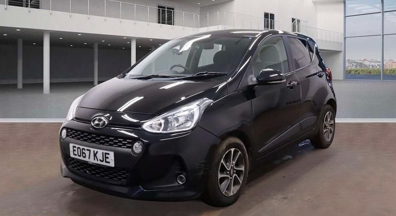 Used Hyundai i10 Premium 66 HP (48 kW) 2017 Black Hatchback