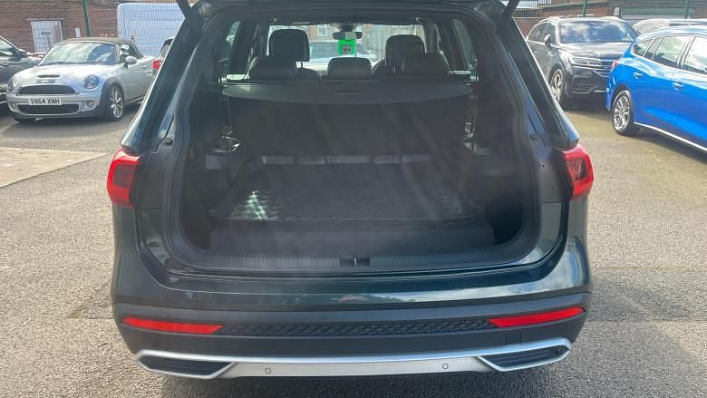 Used Seat Tarraco XCELLENCE Lux 150 HP (110 kW) 2020 Green SUV