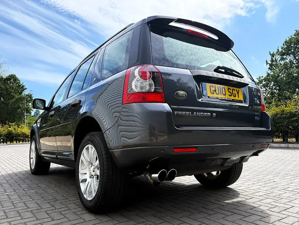 Used Land Rover Freelander 2 HSE 157 HP (115 kW) 2010 Grey SUV