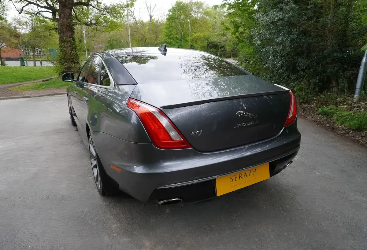 Used Jaguar XJ Portfolio 300 HP (220 kW) 2016 Grey Sedan