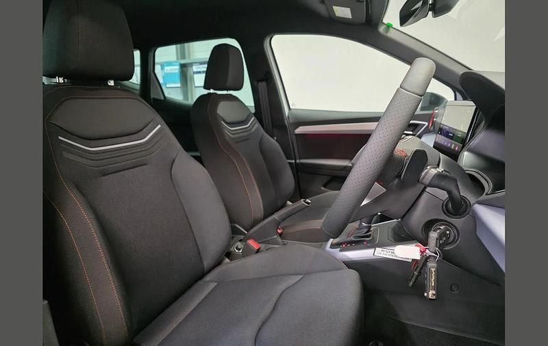 New Seat Arona FR 113 HP (83 kW) 2026 White SUV