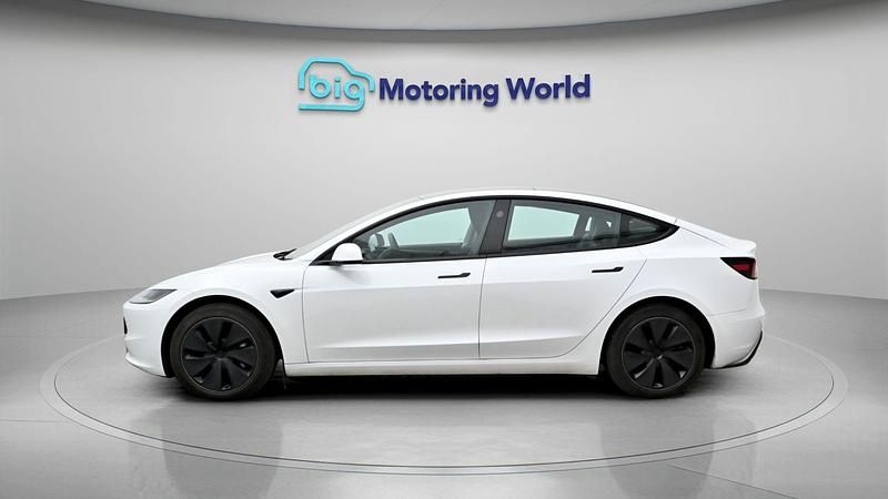 Used Tesla Model 3 RWD 208 kW (283 HP) 2024 White Sedan