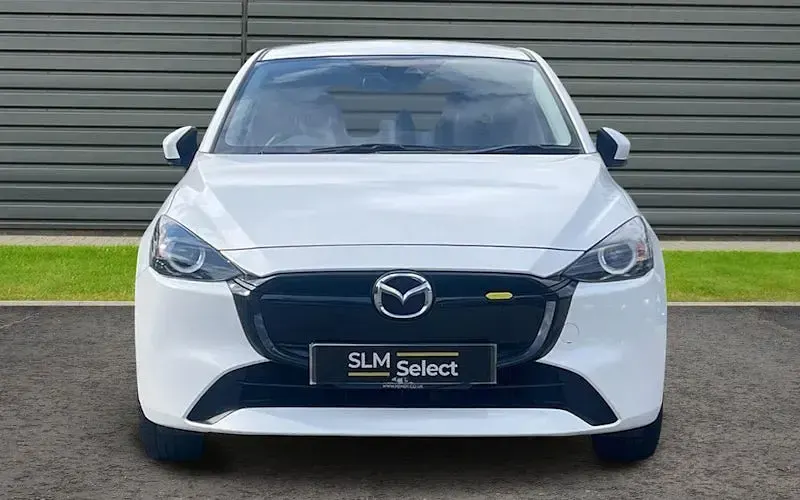 Used Mazda 2 Exclusive-Line 90 HP (66 kW) 2024 Hatchback