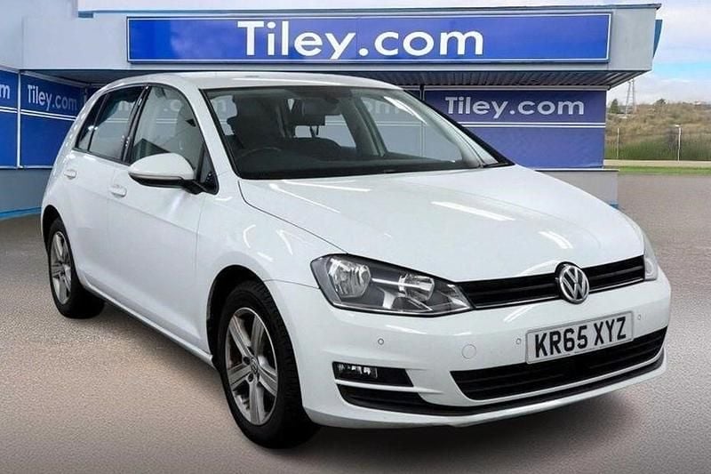 Used VW Golf VII Match 125 HP (91 kW) 2016 White Hatchback
