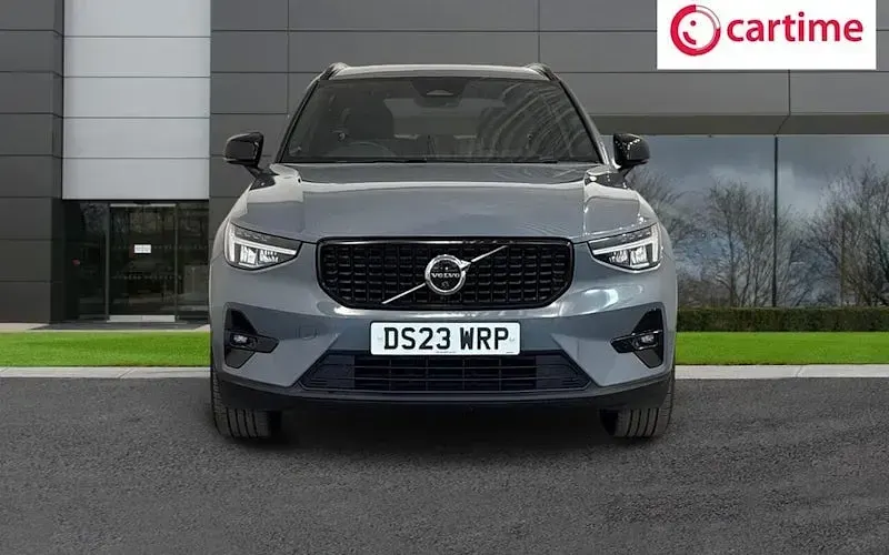 Used Volvo XC40 Plus 163 HP (119 kW) 2026 SUV