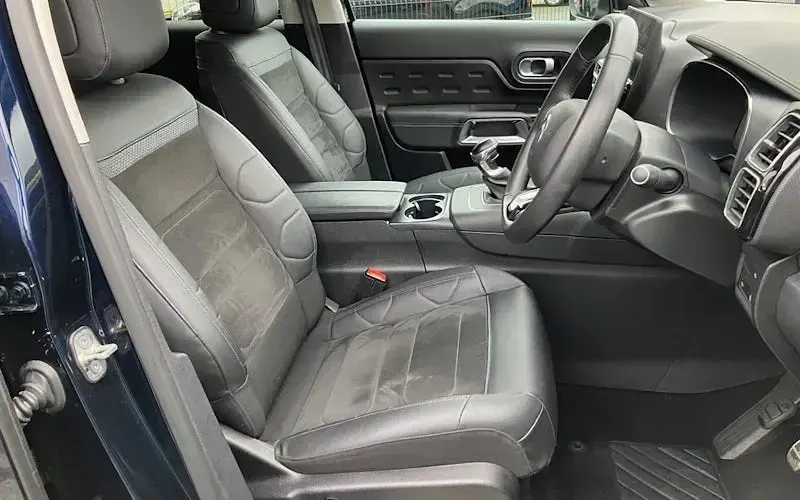 Used Citroën C5 Aircross PureTech 131 HP (96 kW) 2023 SUV