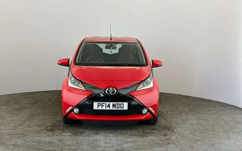 Used Toyota Aygo x-press 69 HP (50 kW) 2016 Hatchback