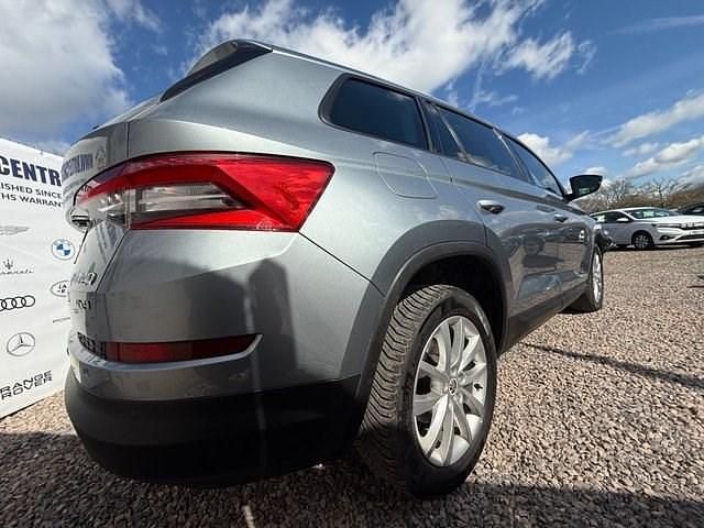 Usado Skoda Kodiaq SE 150 HP (110 kW) 2018 Cinzento SUV