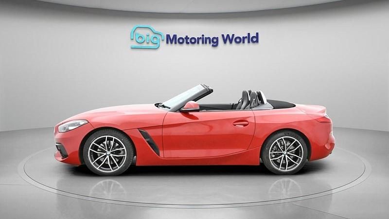 Used BMW Z4 Sport Line 197 HP (144 kW) 2021 Red Cabriolet