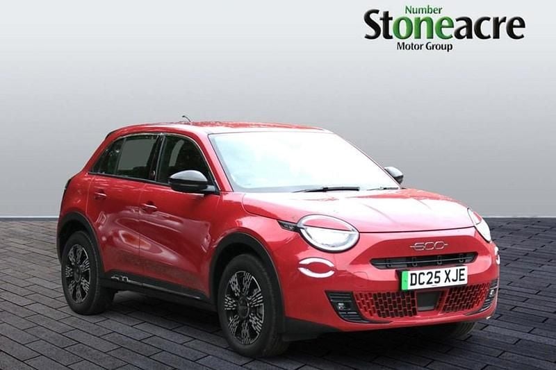 New 2025 Fiat 600E Red SUV | £21,495 (Fair price) - Image 1/1
