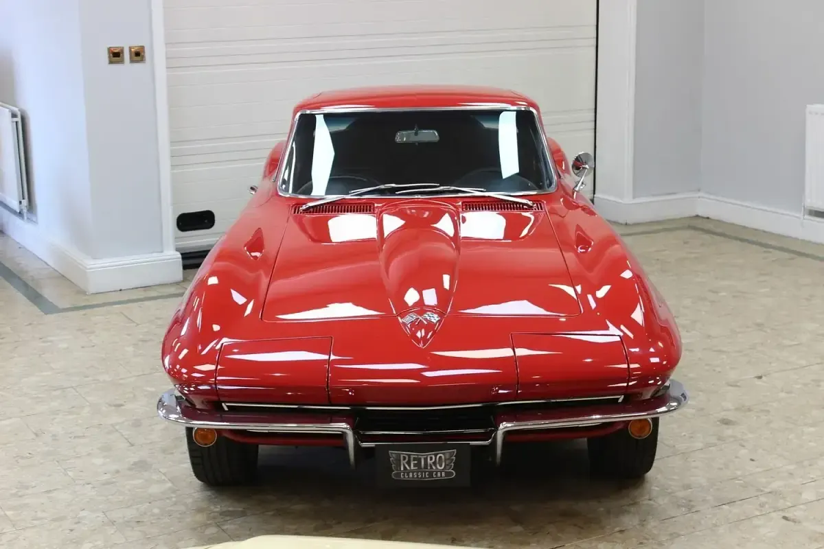Used Chevrolet Corvette Stingray 375 HP (275 kW) 2018 Red Coupe