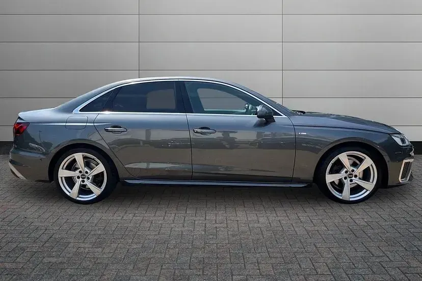 Used Audi A4 S-Line 148 HP (108 kW) 2024 Daytona grey Sedan