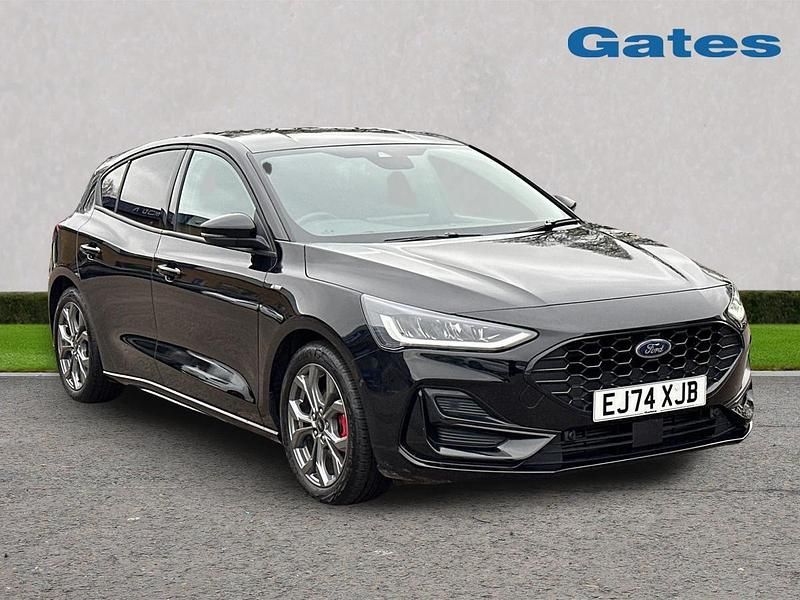 Used Ford Focus ST-Line 155 HP (114 kW) 2024 Black Hatchback