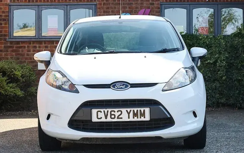 Used Ford Fiesta 60 HP (44 kW) 2012 Hatchback