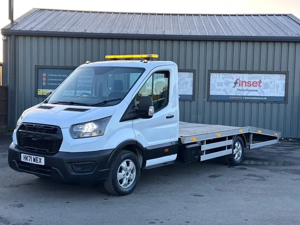 Used Ford Transit 130 HP (95 kW) 2021 White Cabriolet