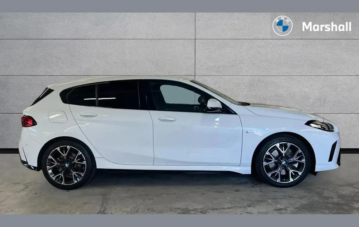 Used BMW 123 M Sport 200 HP (147 kW) 2025 White Hatchback