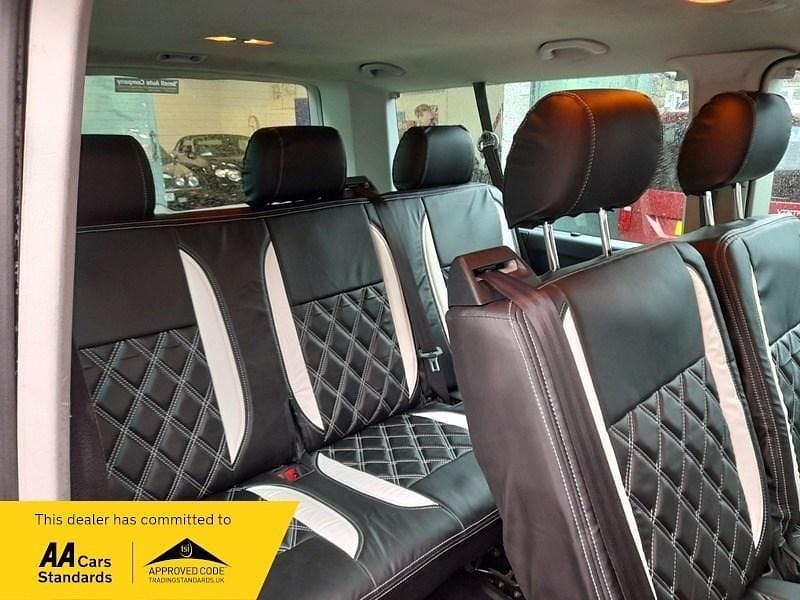 Used VW Shuttle SE 150 HP (110 kW) 2019 Black MPV