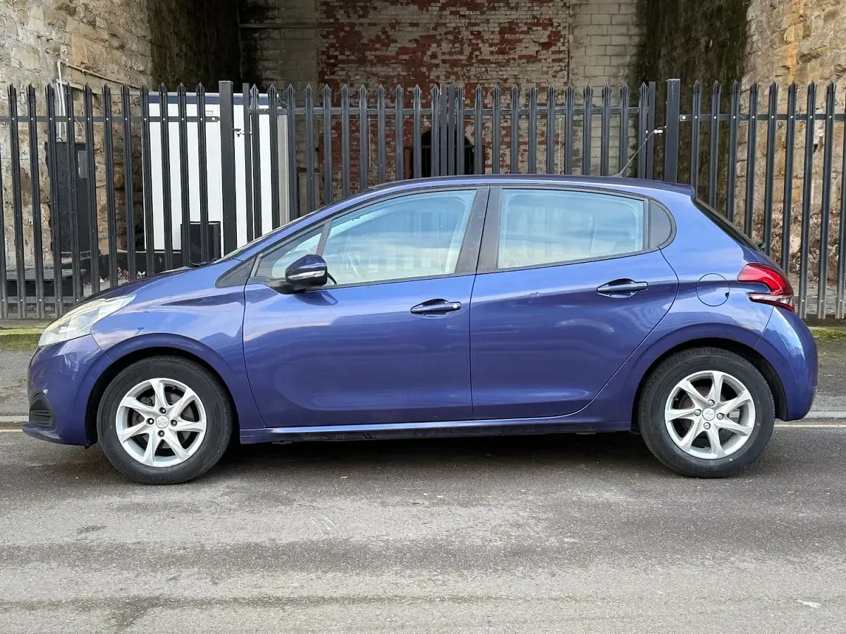 Used Peugeot 208 Active 2016 Blue Hatchback