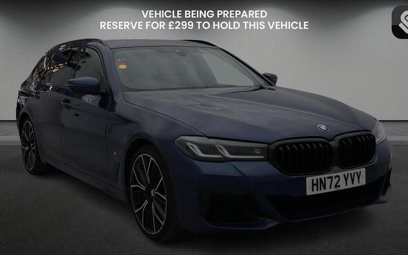 Phytonic blue Used 2022 BMW 520 M Sport Estate | £28,000 (Fair price) - Image 1/4