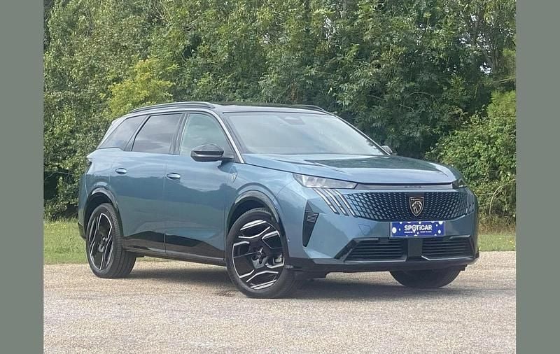 Blue Used 2024 Peugeot 5008 GTi MPV | £40,075 - Image 1/4