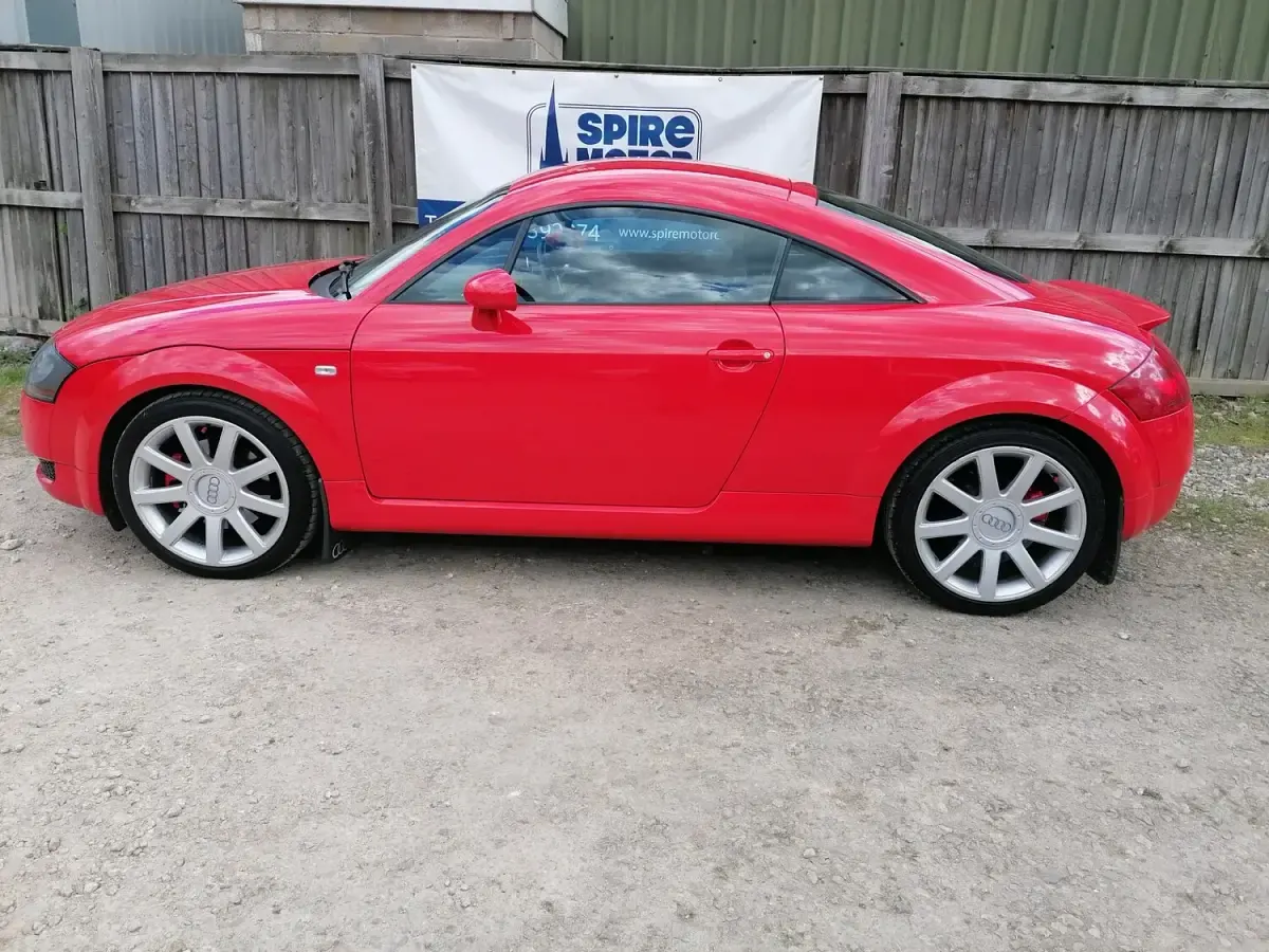 Used Audi TT 225 HP (165 kW) 2002 Red Coupe