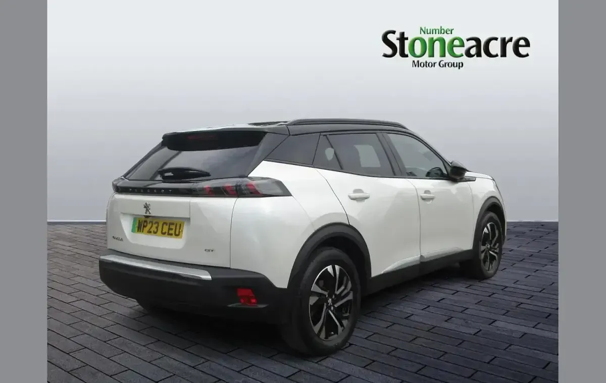 Used Peugeot e-2008 GTi 100 kW (136 HP) 2023 White SUV