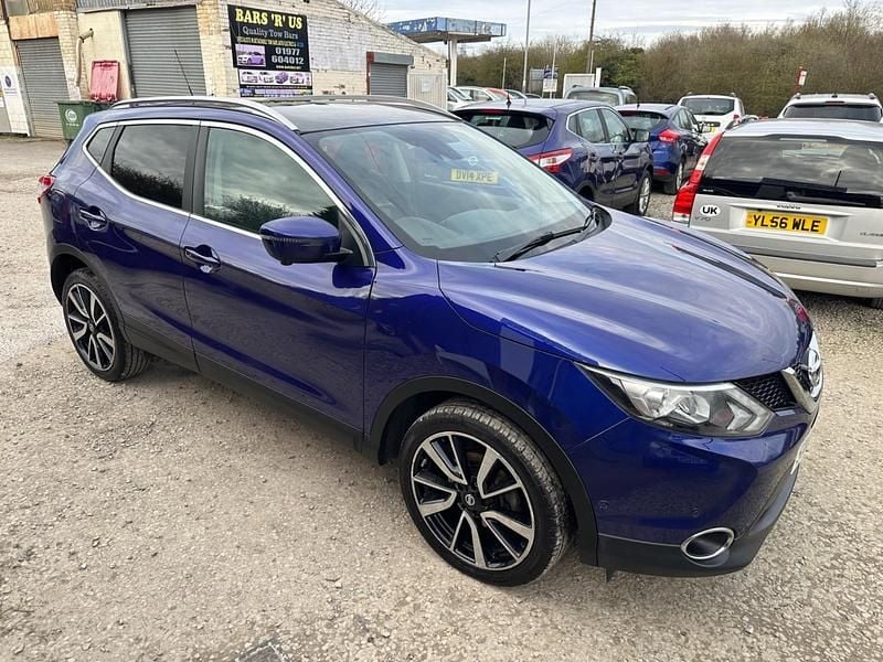 Used Nissan Qashqai Tekna 110 HP (80 kW) 2016 Blue SUV