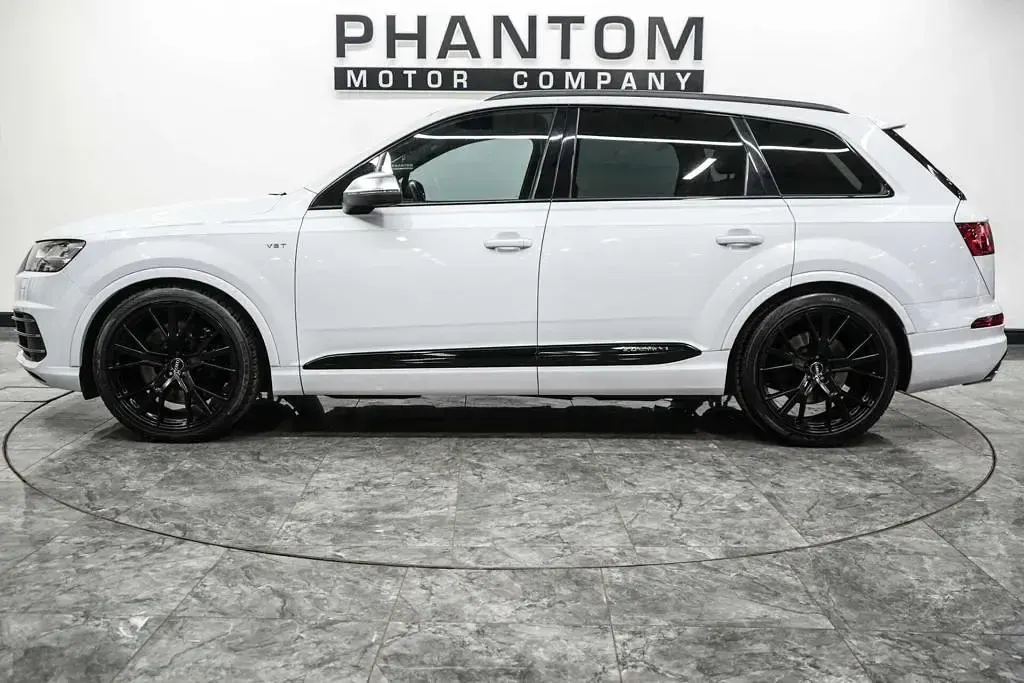 Used Audi SQ7 Design 435 HP (319 kW) 2017 Grey SUV