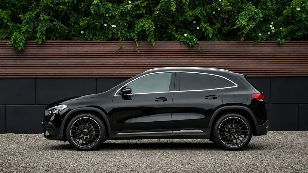 Used Mercedes GLA200 Executive 2022 Black SUV