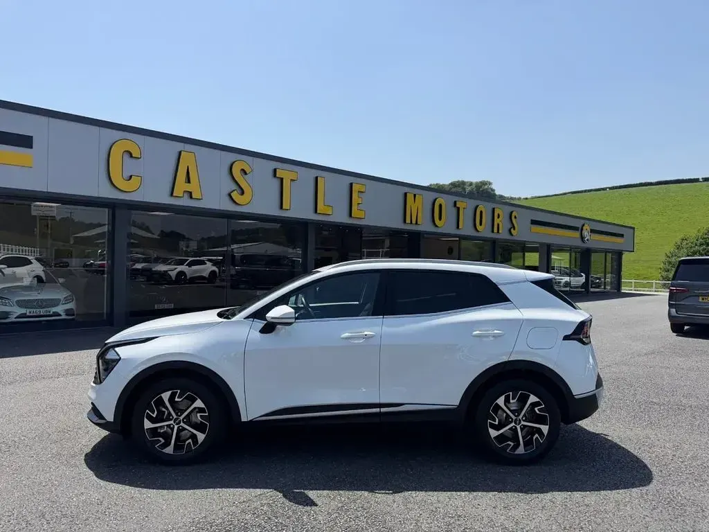 Used Kia Sportage 148 HP (108 kW) 2024 White SUV