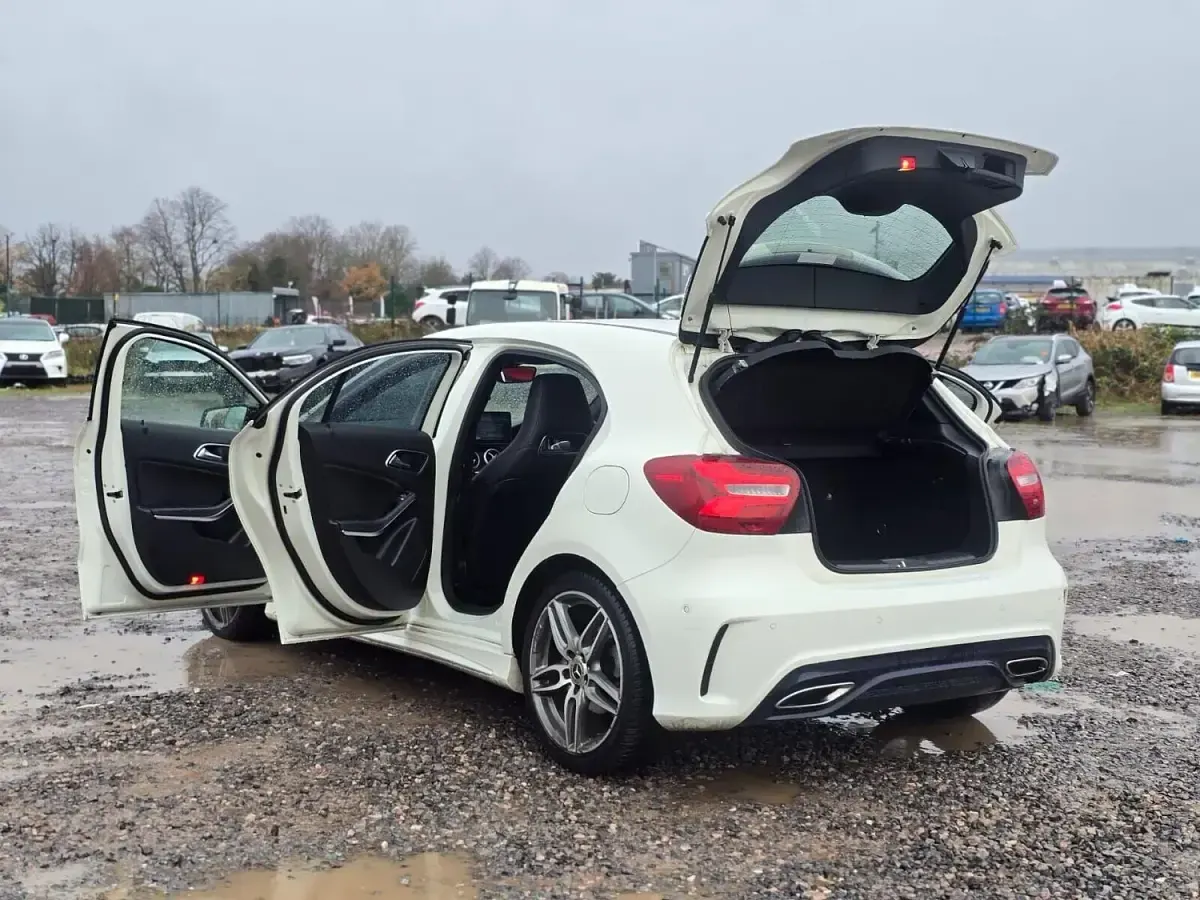 Used Mercedes A200 AMG line 136 HP (100 kW) 2017 White Hatchback