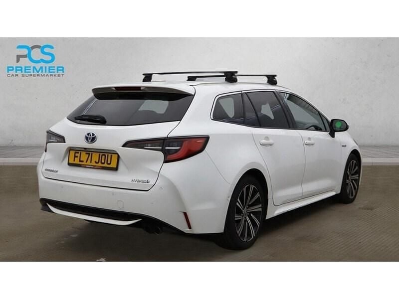 Used Toyota Corolla Design 2021 White Estate
