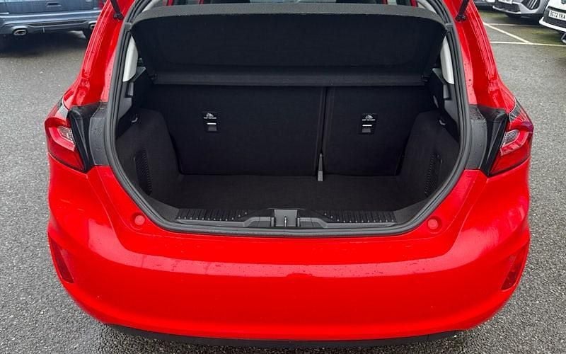 Used Ford Fiesta Trend 101 HP (74 kW) 2022 Red Hatchback