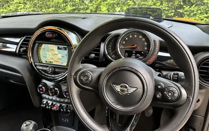 Używany Mini Cooper Hatch 136 KM (100 kW) 2017 Hatchback