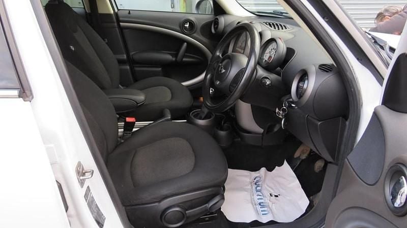 Usado Mini One D 2011 Blanco Utilitario