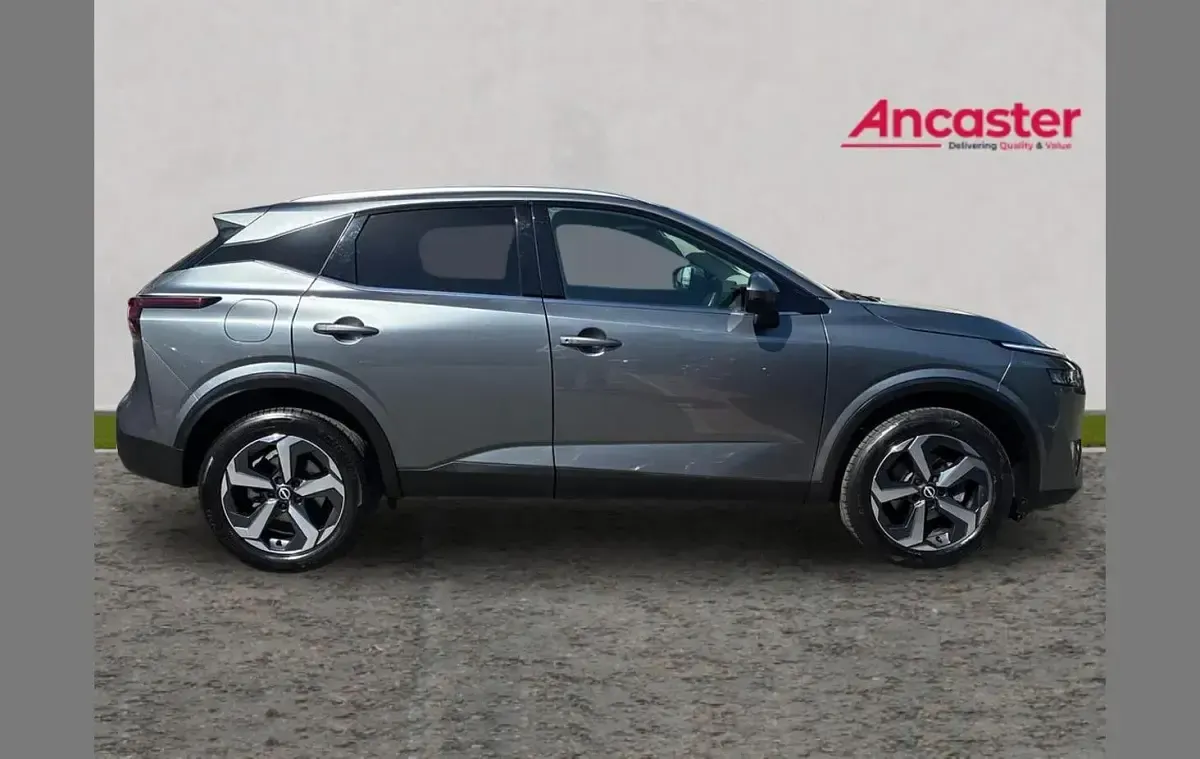 Used Nissan Qashqai N-Connecta 155 HP (114 kW) 2023 Grey SUV