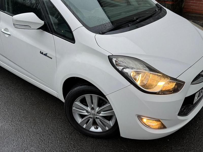 Used Hyundai ix20 Style 2012 White Hatchback
