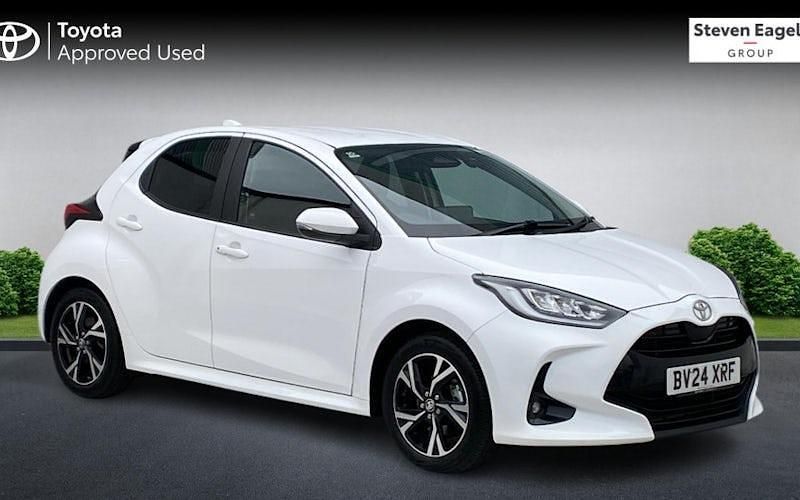 Used Toyota Yaris Hybrid Design 116 HP (85 kW) 2026 Hatchback