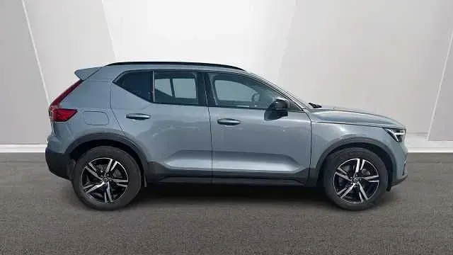 Used Volvo XC40 Plus 161 HP (118 kW) 2023 Grey SUV