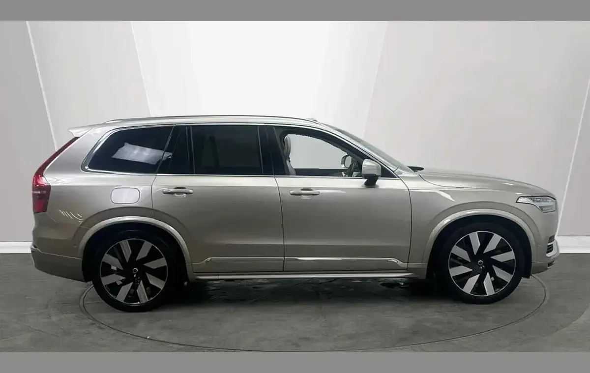 Used Volvo XC90 Ultimate 449 HP (330 kW) 2023 Grey SUV