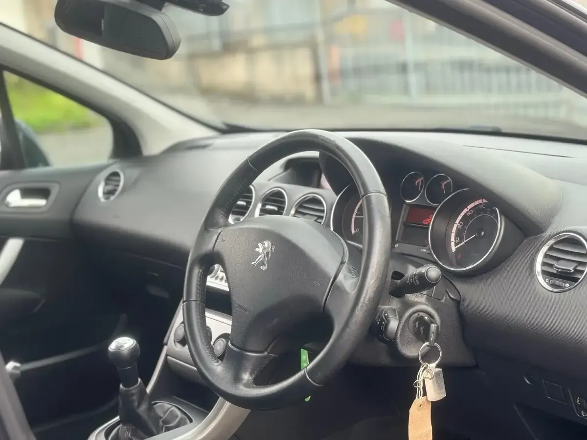 Used Peugeot 308 Active 2012 Blue Hatchback
