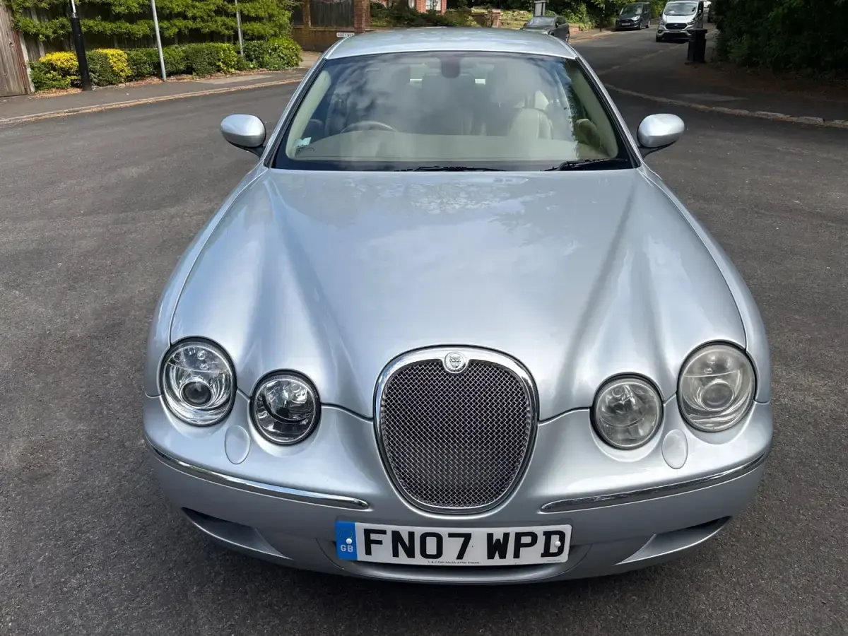 Second-hand Jaguar S-Type SE 207 CP (152 kW) 2007 Argintiu Berlinǎ