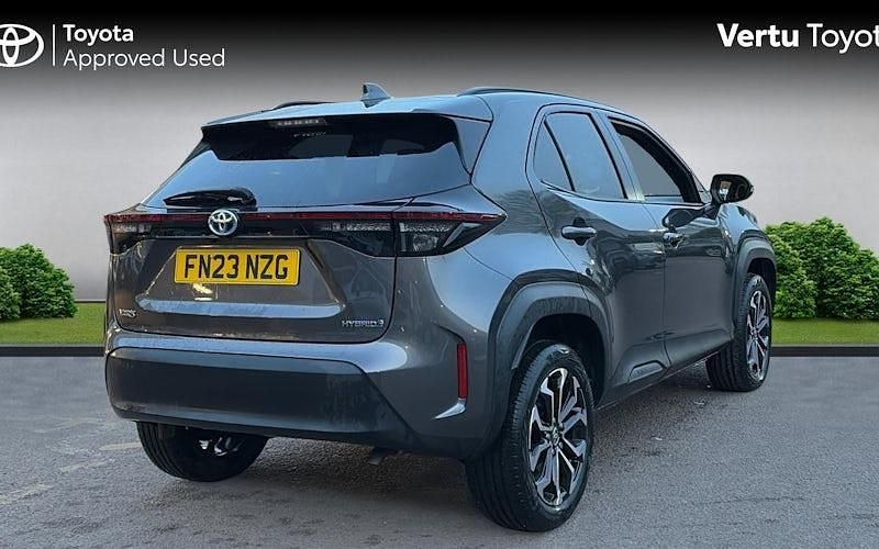 Used Toyota Yaris Hybrid Design 116 HP (85 kW) 2026 Estate