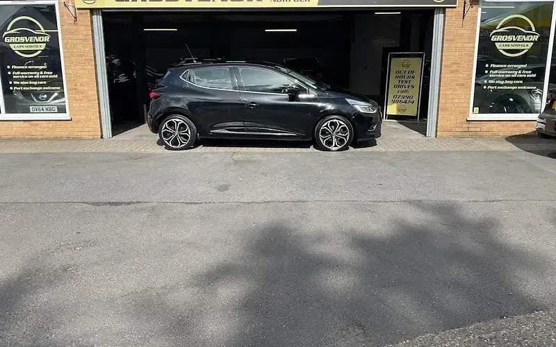 Used Renault Clio Signature 90 HP (66 kW) 2017 Black Hatchback