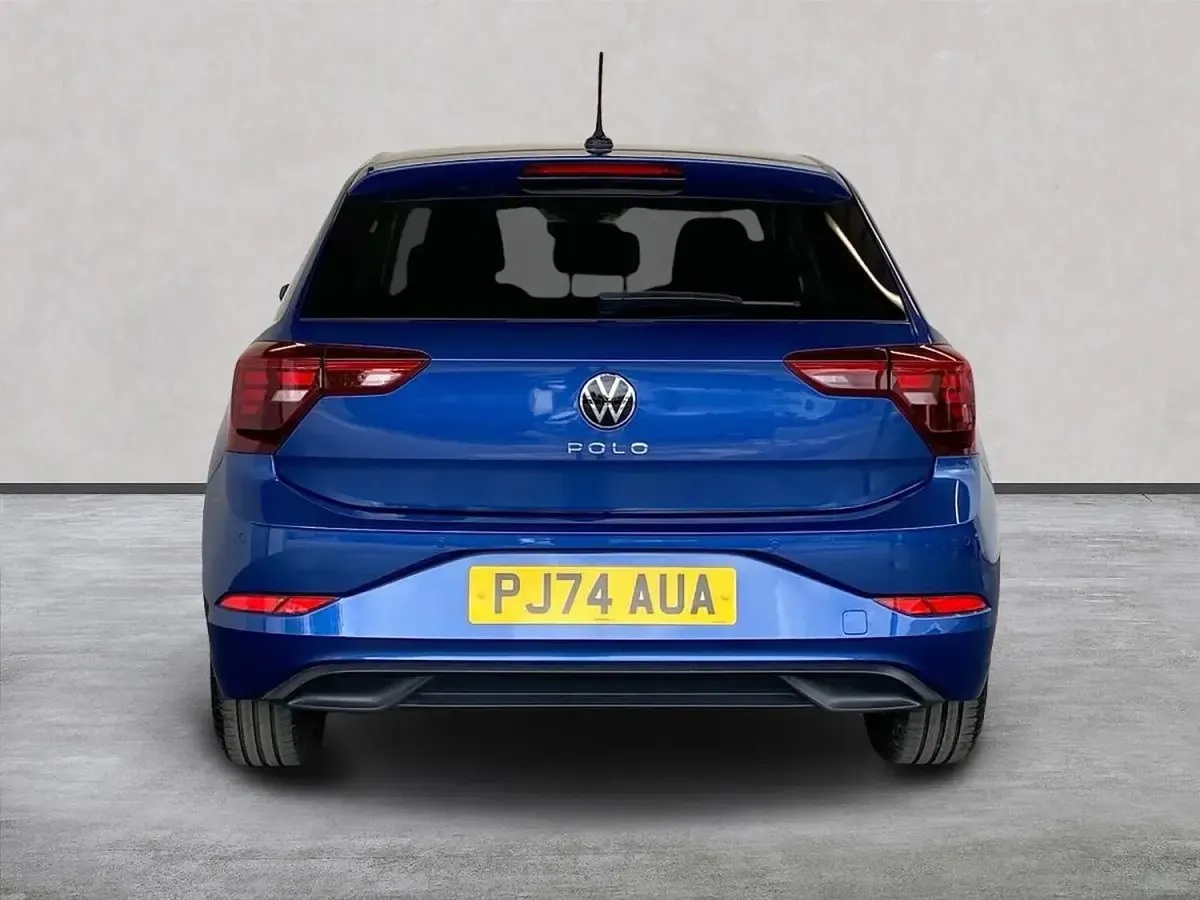 Used VW Polo Match 95 HP (69 kW) 2024 Blue Hatchback