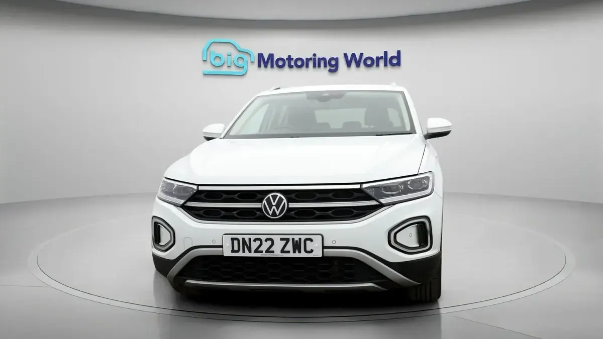 Used VW T-Roc Style 150 HP (110 kW) 2022 White SUV