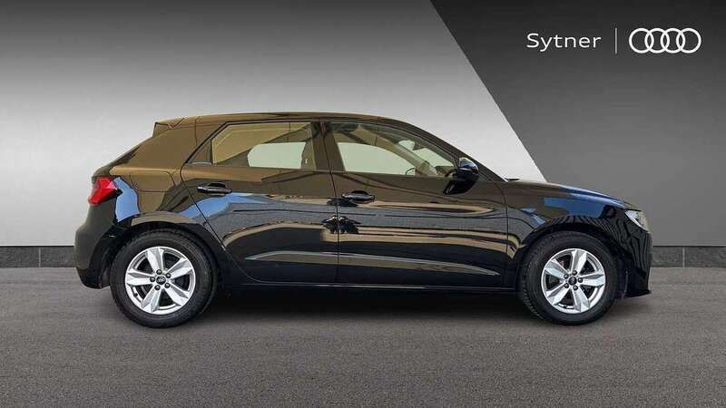 Used Audi A1 Design 94 HP (69 kW) 2022 Black Hatchback