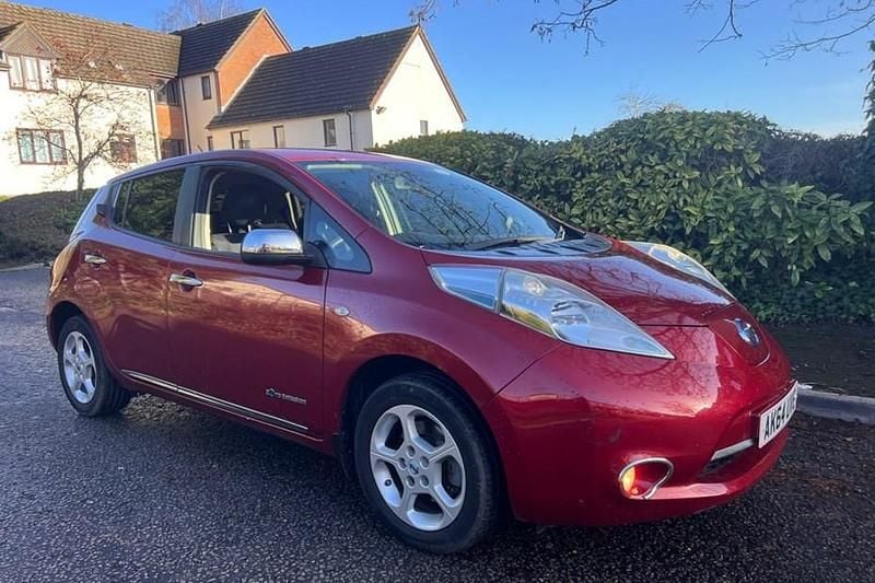 Used Nissan Leaf Acenta 80 kW (109 HP) 2015 Red Hatchback